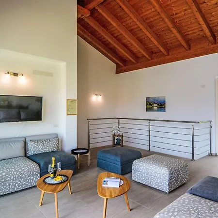 Holiday home The View By Interhome Isola Comacina
