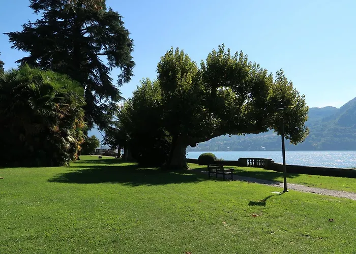 The View By Interhome *