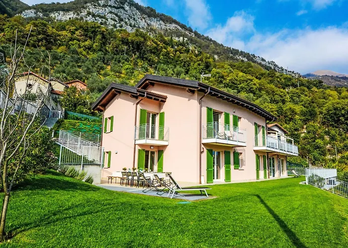 The View By Interhome Isola Comacina