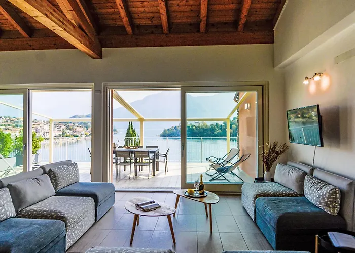 The View By Interhome *