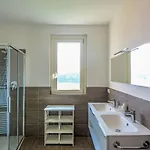 The View By Interhome * Isola Comacina